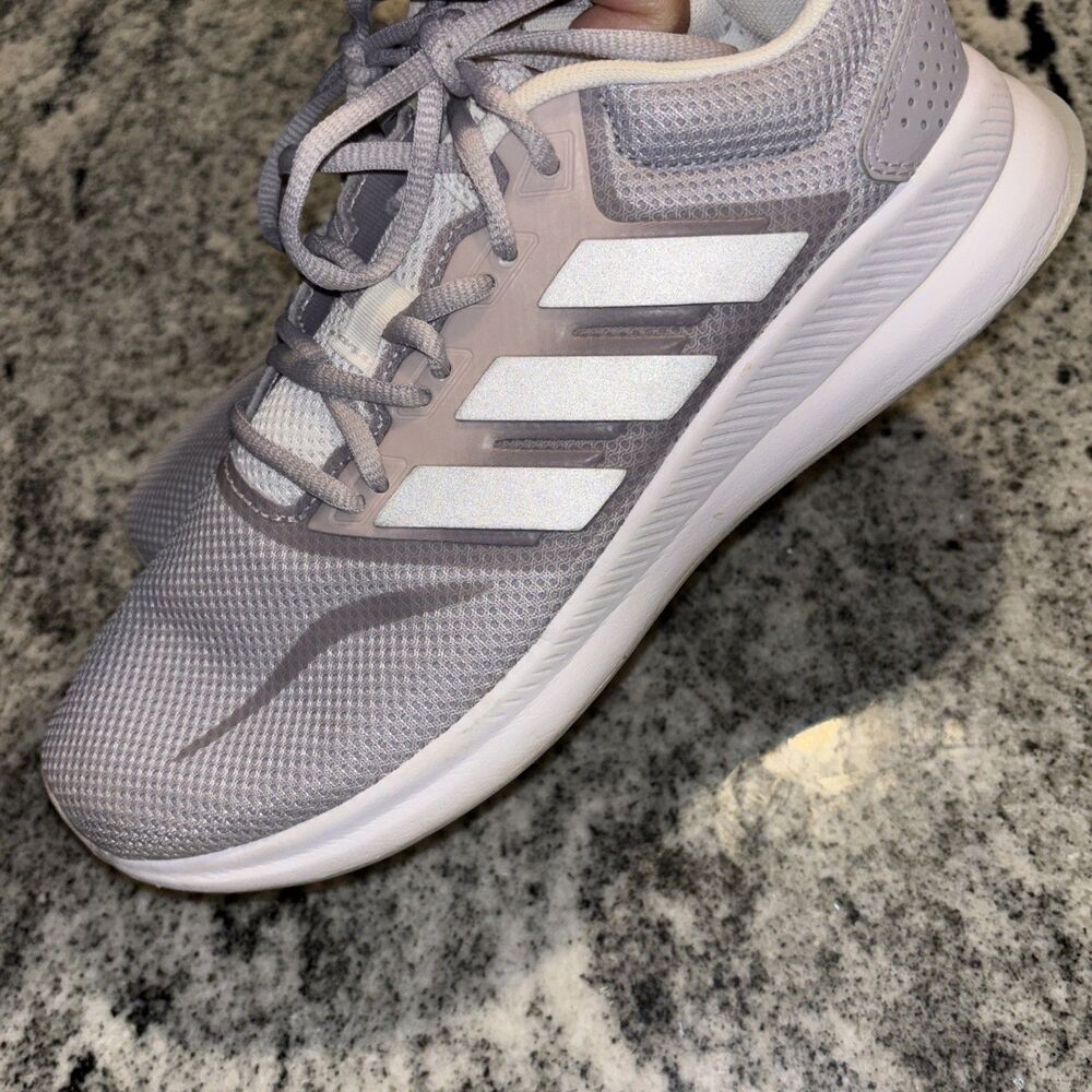 Adidas Women’s Sneakers Sz 8.5 - Picture 13 of 13